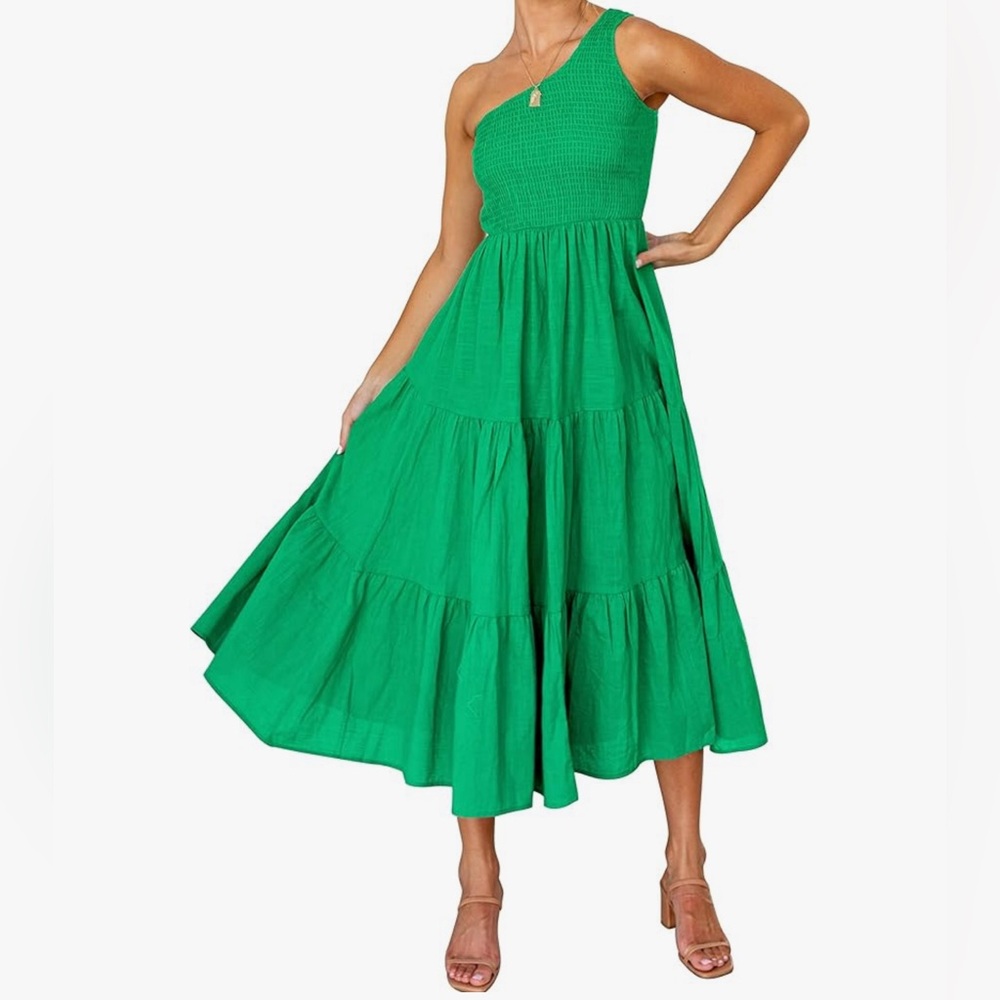 Green One-Shoulder Maxi Dress